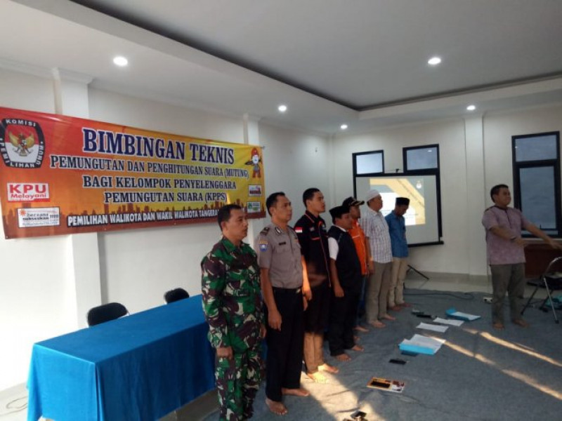 IMG-bhabikamtibmas-kelurahan-pinang-laksanakan-pelantikan-kpps