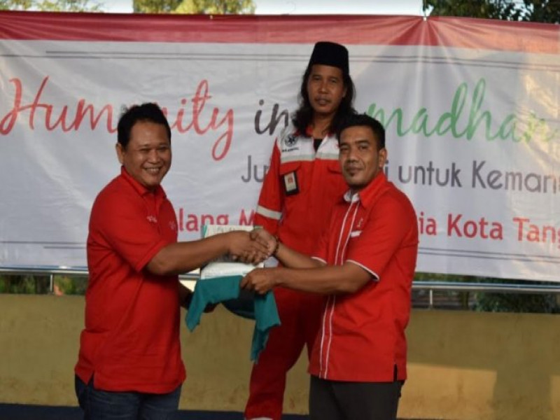 IMG-pmi-kota-tangerang-terima-donasi-alat-kesehatan