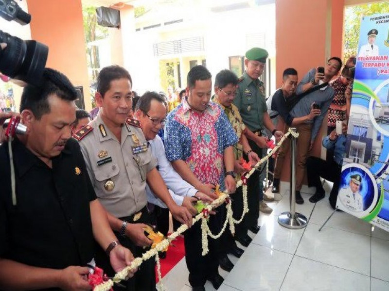 IMG-kecamatan-karawaci-terbitkan-ratusan-izin-melalui-paten