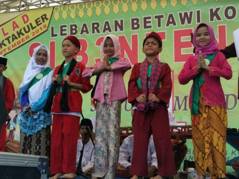 IMG-lomba-ntong-dan-eno-meriahkan-lebaran-betawi-dan-milad-si-b3nteng-kota