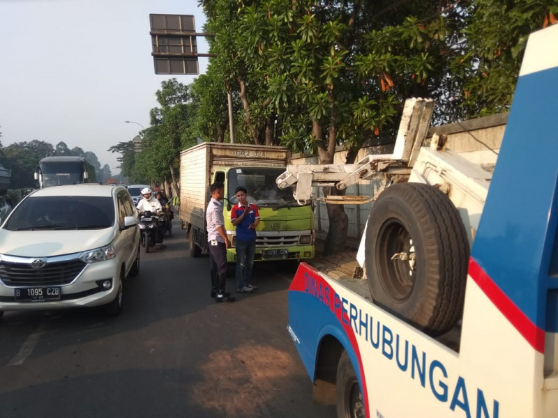 IMG-antisipasi-mobil-mogok-di-jalur-mudik-dishub-siagakan-mobil-derek