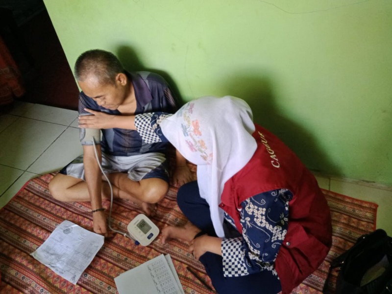 IMG-pelayanan-door-to-door-puskesmas-jatiuwung