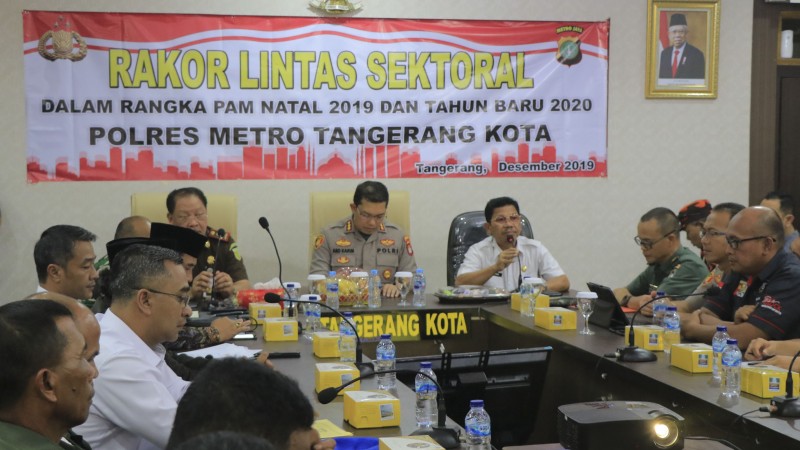 IMG-sachrudin-pemkot-tangerang-siap-dalam-membantu-pengamanan-natal-dan-tahun-baru