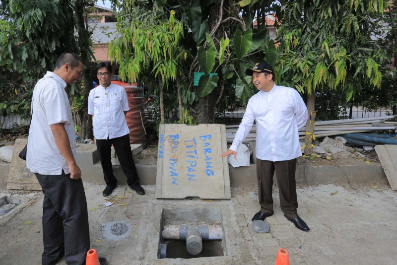 IMG-cari-solusi-banjir-wali-kota-himbau-warga-buat-sumur-retensi