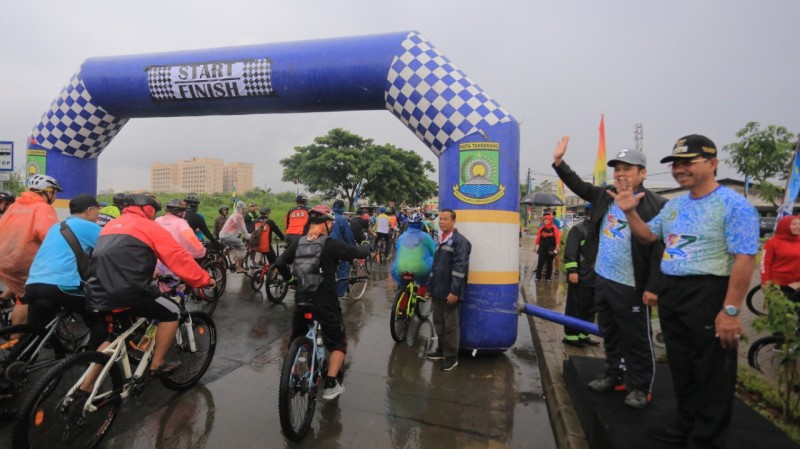 IMG-keseruan-charity-bike-ride-tangerang