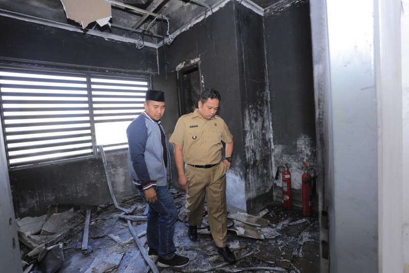 IMG-panel-listrik-terbakar-rsud-kota-tangerang-sementara-berhenti-beroperasi