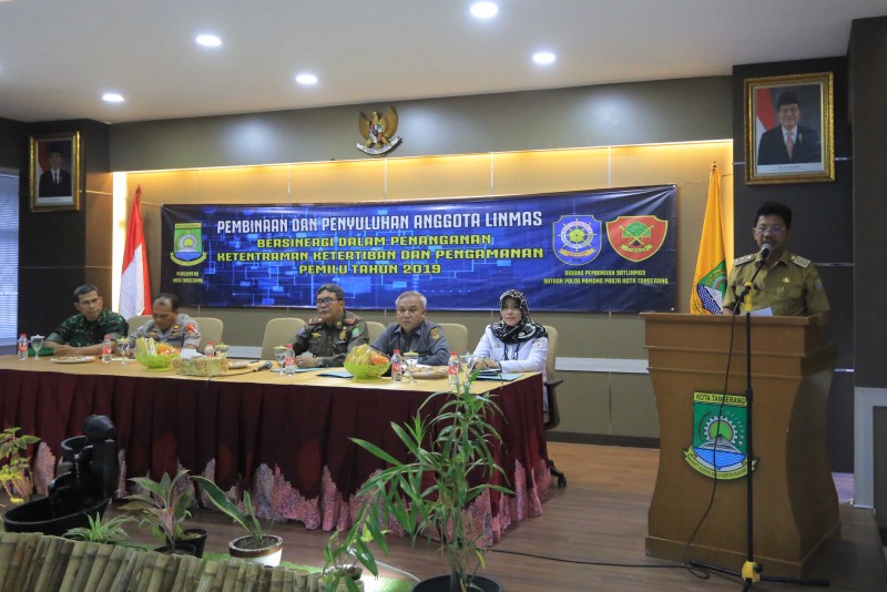 IMG-giliran-kecamatan-tangerang-jalani-pembinaan-dan-penyuluhan-linmas-jelang-pemilu-2019