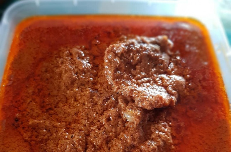 IMG-rendang-kak-ris-dipesan-hingga-ke-kalimantan-barat