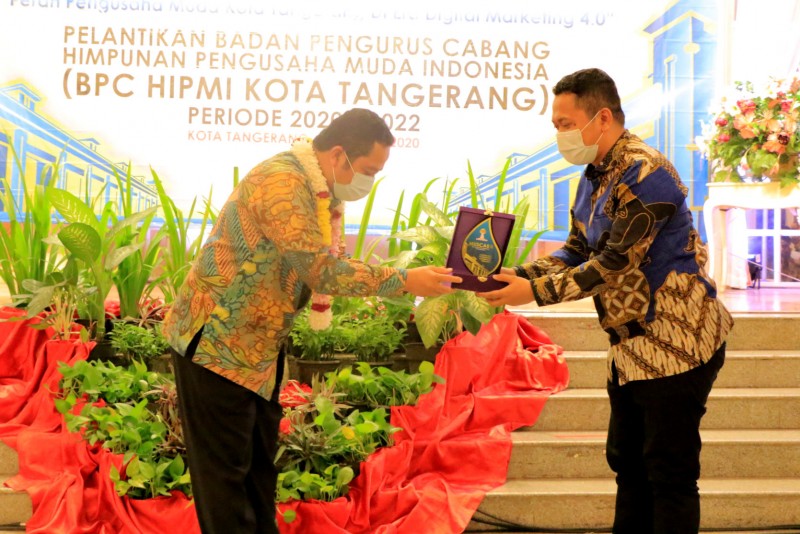 IMG-hadiri-pelantikan-bpc-hipmi-wali-kota-harapkan-sinergitas-yang-baik-dengan-pemkot