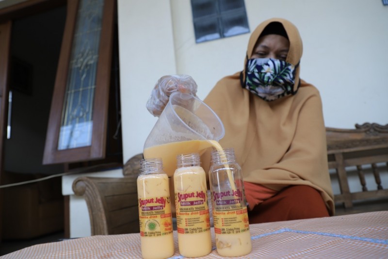 IMG-manisnya-laba-minuman-botol-di-tengah-pandemi
