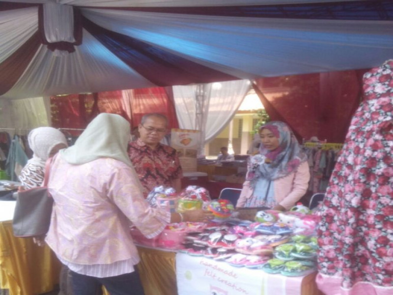 IMG-omzet-penjualan-meningkat-ukm-terbantu-bazaar-ramadhan-2016