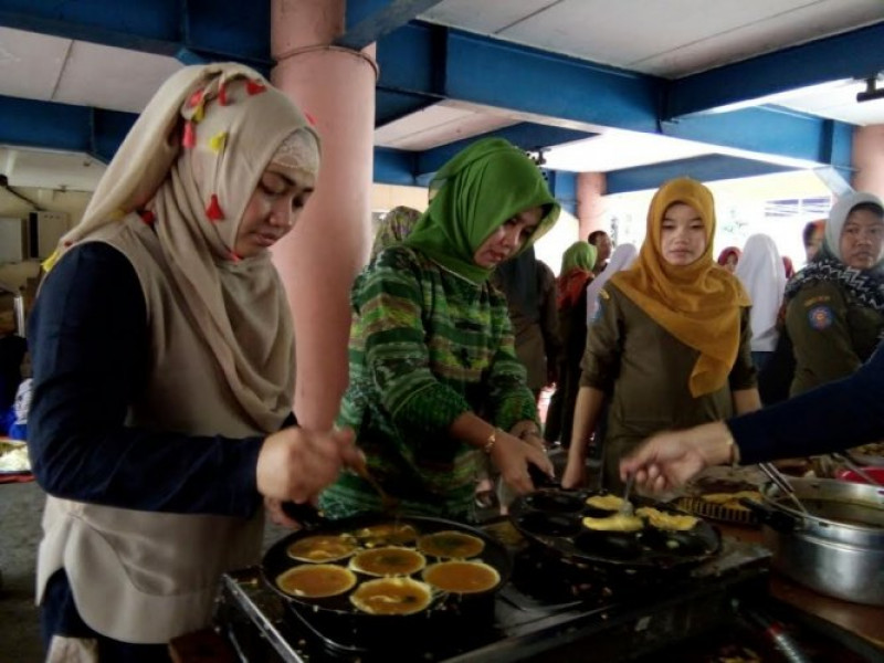 IMG-pkk-buat-dapur-umum-bantu-korban-banjir