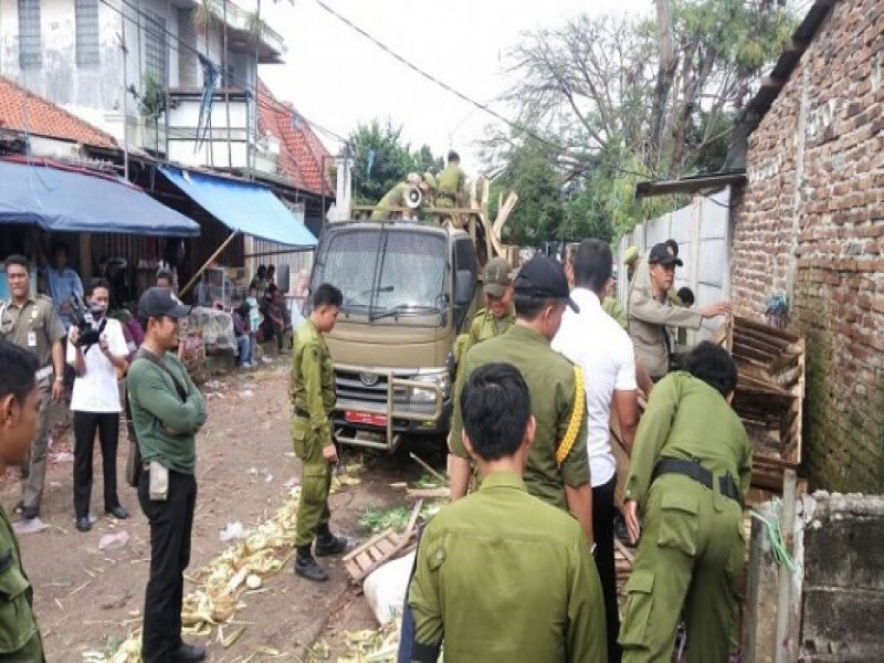 IMG-penertiban-untuk-mewujudkan-kota-yang-bersih