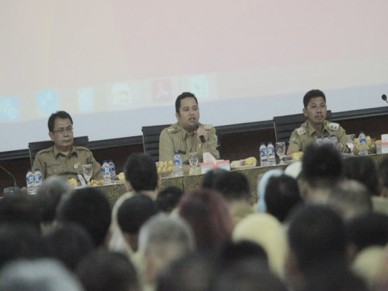 IMG-arahan-tiga-pimpinan-kota-tangerang-dalam-rapat-evaluasi