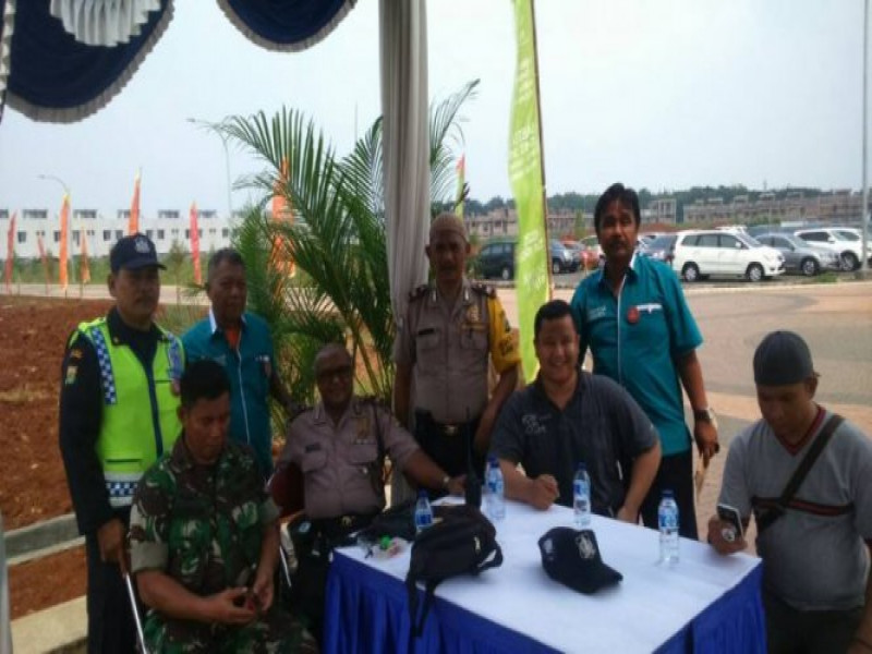 IMG-bhabinkamtibmas-kelurahan-cipete-hadiri-launching-perumahan