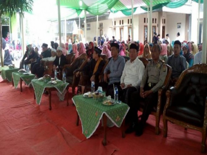 IMG-polsek-neglasari-kelurahan-dan-koramil-batu-ceper-hadir-dalam-peringatan-isra-miraj