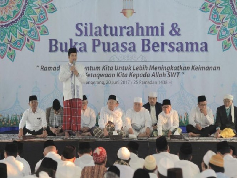 IMG-di-penghujung-ramadhan-pemkot-adakan-buka-puasa-bersama-dengan-masyarakat