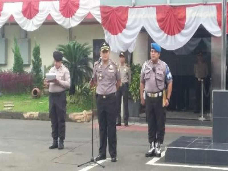 IMG-wakapolres-tekankan-anggotanya-untuk-disiplin-apel-pagi