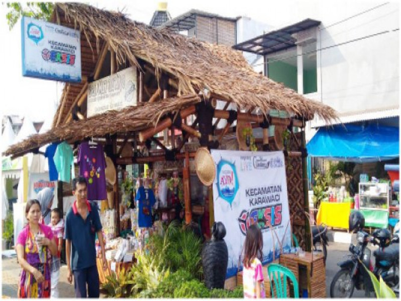 IMG-stand-kecamatan-karawaci-meriahkan-festival-cisadane-2017