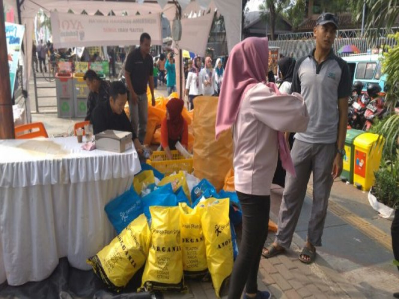 IMG-sedekah-sampah-hadir-di-festival-cisadane