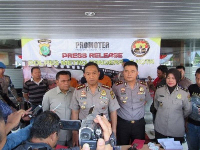 IMG-berusaha-rebut-senjata-petugas-dpo-tewas-di-dor