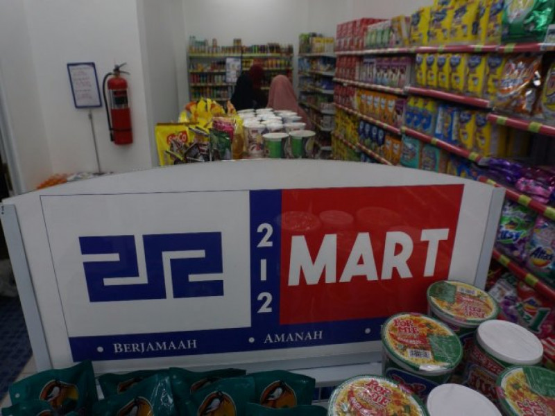 IMG-horeee-kota-tangerang-punya-mini-market-berkonsep-islami