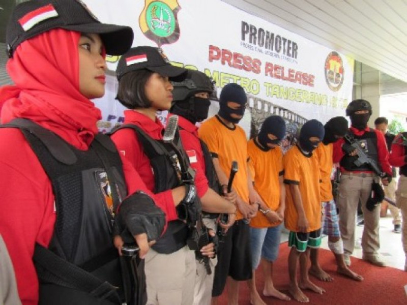 IMG-11-kali-beraksi-3-spesialis-jambret-dan-1-penadah-ditangkap-polisi