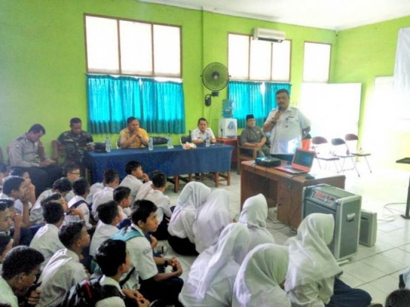 IMG-pelajar-smk-dan-smp-voctech-nobar-film-g30-s-pki