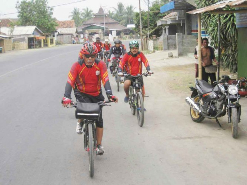 IMG-goweser-van-kcier-touring-sampai-cirebon