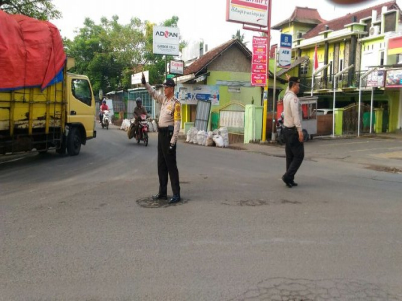 IMG-unit-patroli-aiptu-atep-dan-aiptu-sumadi-protap-pelayanan-masyarakat