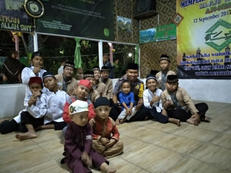 IMG-bripka-agani-hibur-anak-yatim-di-yayasan-an-nisa