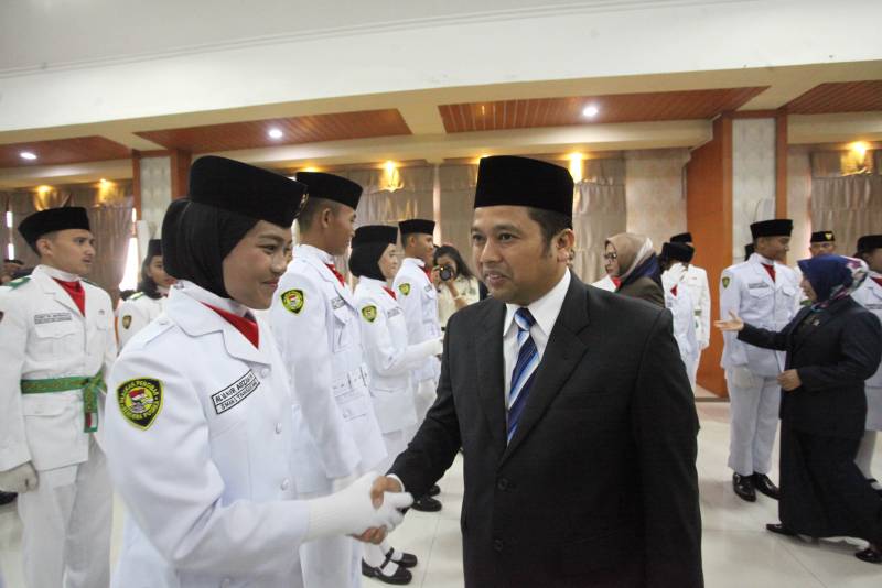 IMG-peringati-hut-ri-ke-72-wali-kota-imbau-masyarakat-laksanakan-upacara-bendera-sampai-tingkat-rw