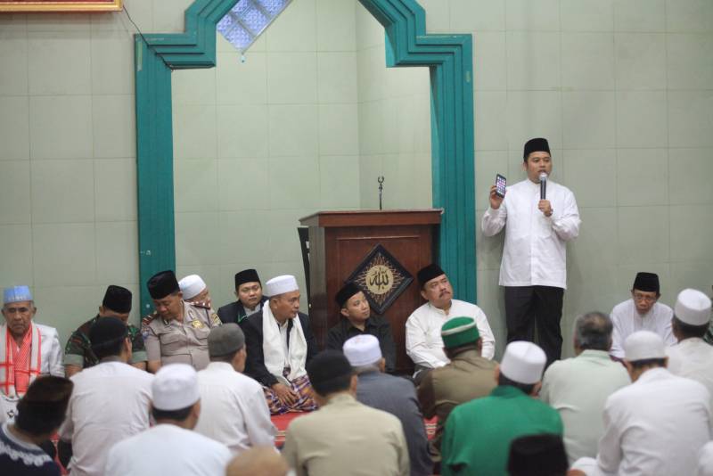 IMG-eratkan-silaturahmi-tiga-pilar-bersama-mui-gelar-subuh-keliling