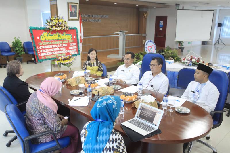 IMG-pelayanan-terbaik-harus-diberikan-setiap-hari-bukan-saat-akreditasi-saja