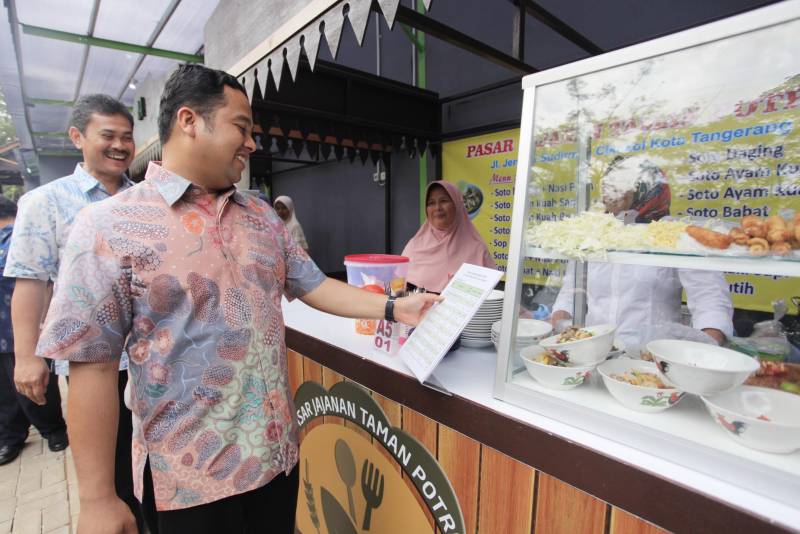 IMG-pasar-jajanan-taman-potret-magnet-baru-kuliner-di-kota-tangerang