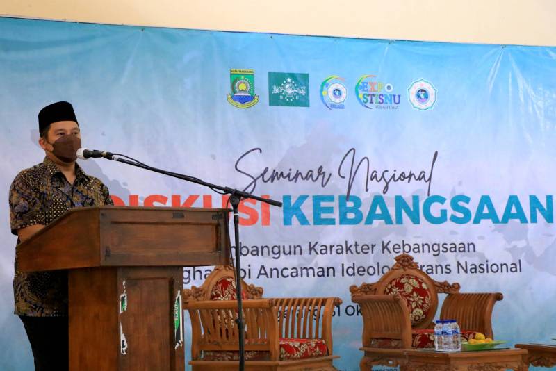 IMG-buka-seminar-kebangsaan-arief-pancasila-wujudkan-hidup-berdampingan-dan-saling-menghormati