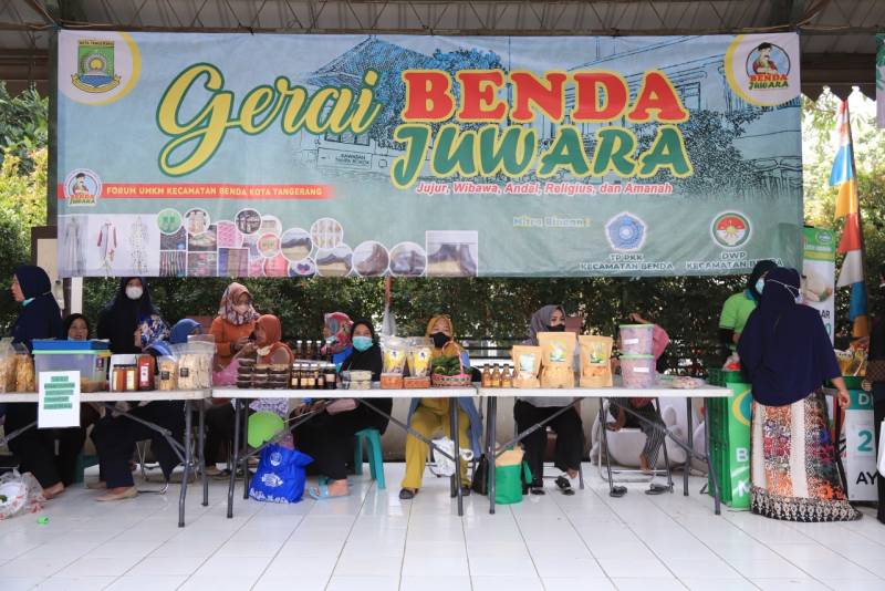 IMG-macam-macam-makanan-siap-saji-di-bazaar-umkm-benda