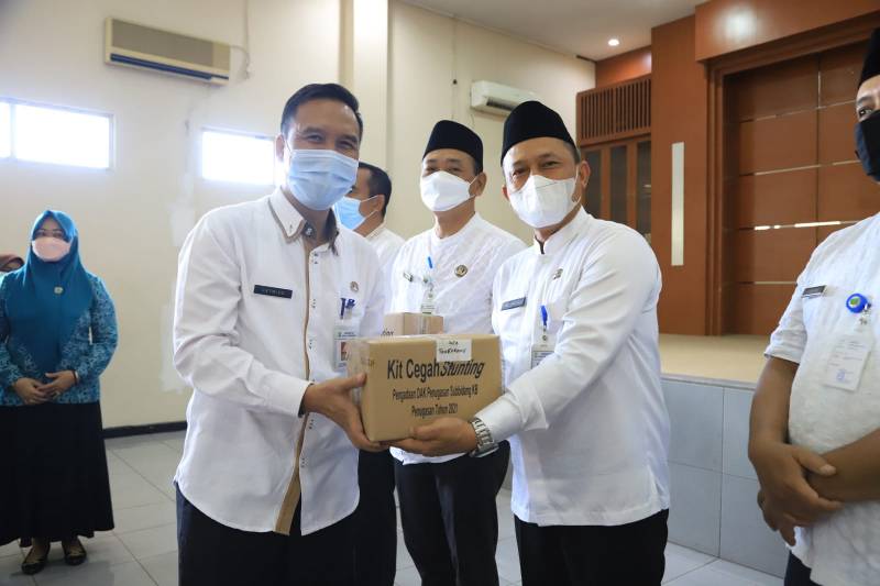 IMG-dp3ap2kb-berikan-bantuan-bkb-kit-stunting