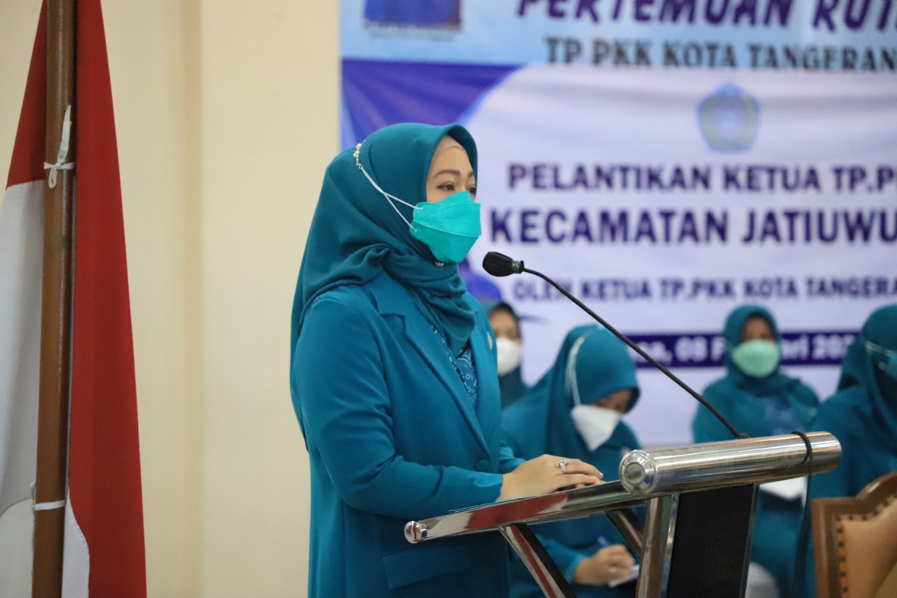 IMG-perdana-kegiatan-rutin-pkk-kota-sekaligus-pelantikan-ketua-pkk-wilayah