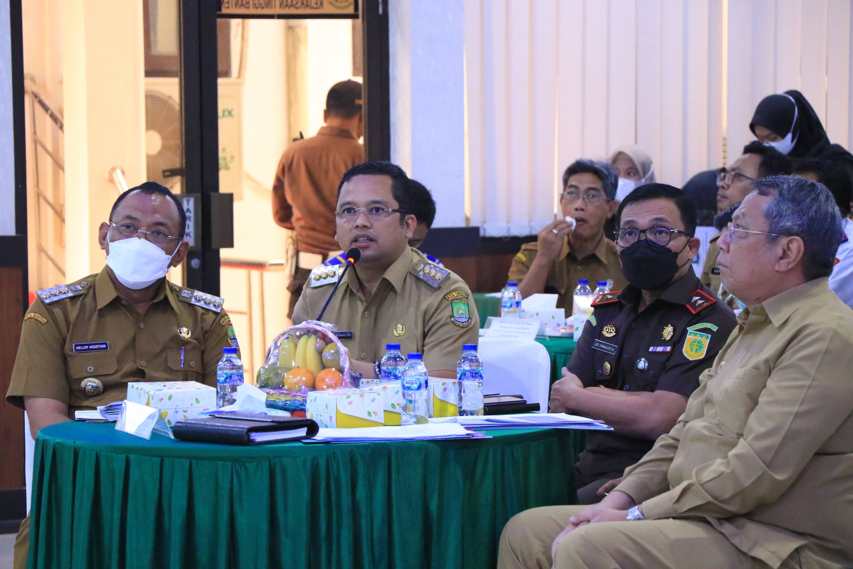 IMG-hadiri-rapat-koordinasi-dengan-kejati-banten-arief-sampaikan-skenario-tangani-pmk