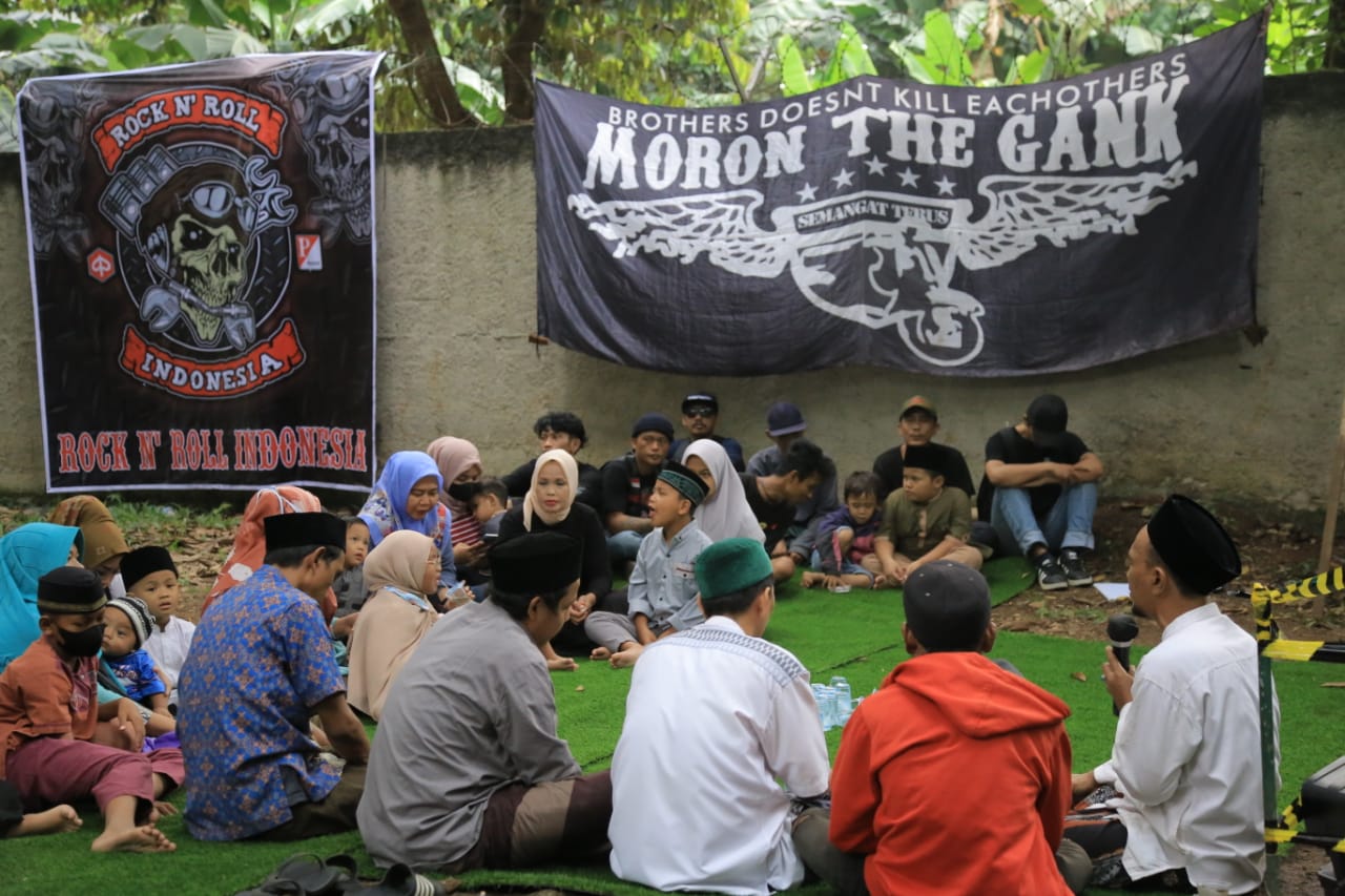 IMG-hari-jadi-ke-19-moron-the-gank-santuni-anak-yatim