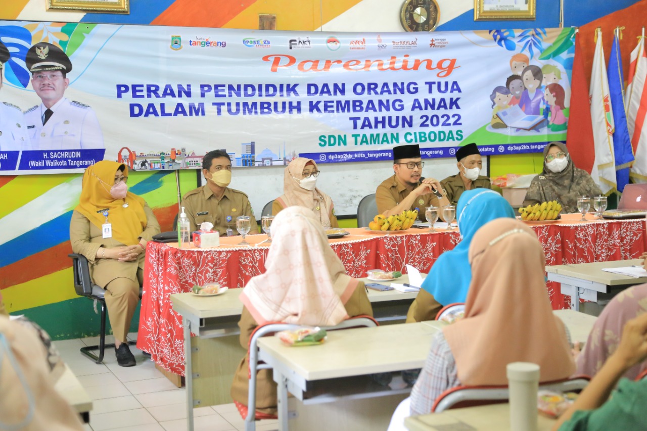 IMG-edukasi-pola-asuh-anak-dp3ap2kb-gelar-pembinaan-parenting