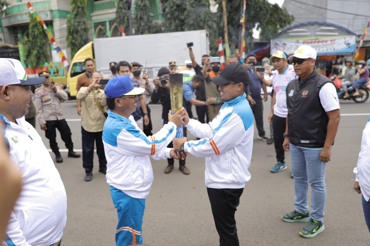 Siap Dikobarkan Kirab Api Porprov Vi Banten Tiba Di Kota Tangerang