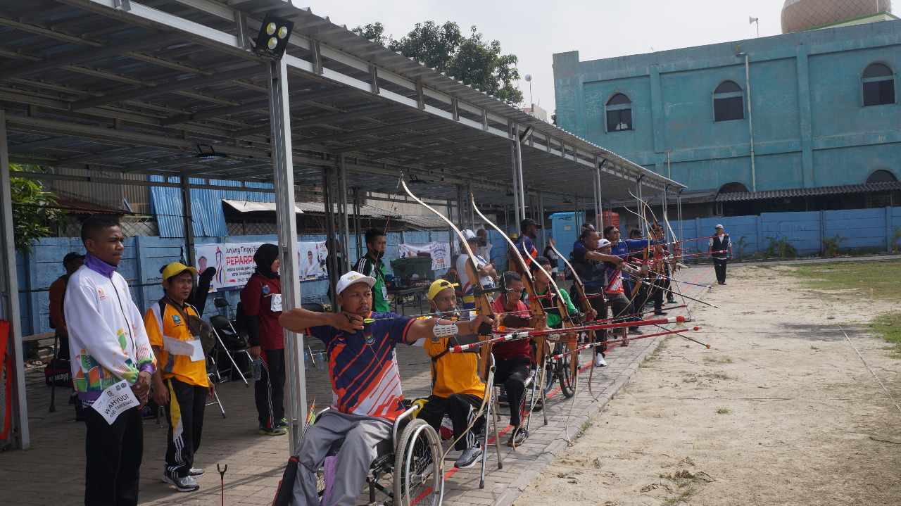 IMG-11-atlet-panahan-disabilitas-beradu-di-tiga-nomor-ajang-peparprov-iv-banten