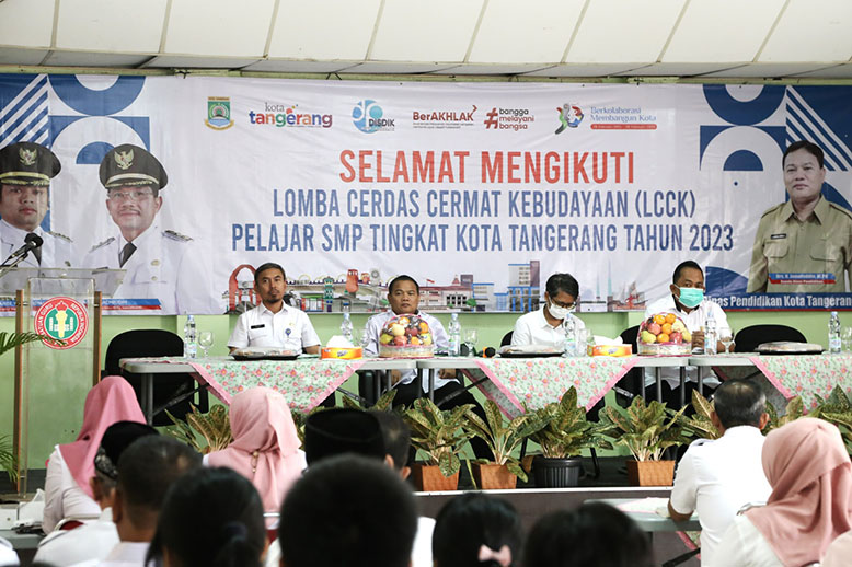 IMG-asah-budaya-kota-tangerang-lcck-tingkat-smp-berlangsung-sengit