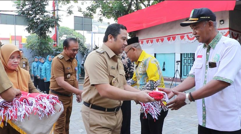 IMG-semangat-sambut-hut-ke-78-ri-kecamatan-ciledug-pasang-1000-bendera