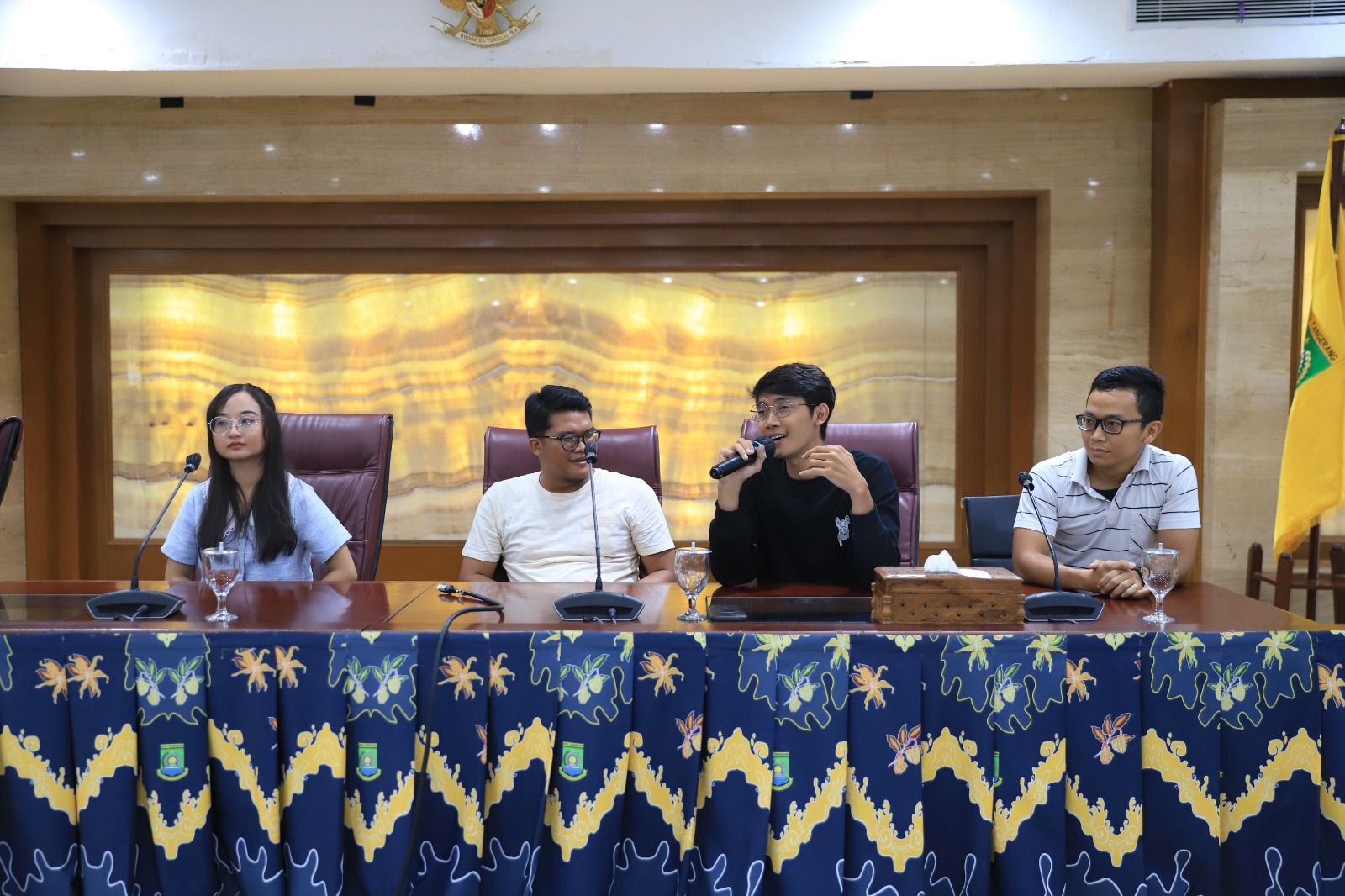 IMG-pemkot-tangerang-bersama-infotangerang-id-ajak-puluhan-influencer-berkeliling-kota-tangerang-dengan-bus-jawara