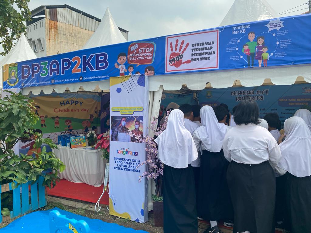 IMG-dp3ap2kb-kota-tangerang-berikan-layanan-konsultasi-kekerasan-pada-perempuan-dan-anak-gratis-di-festival-cisadane