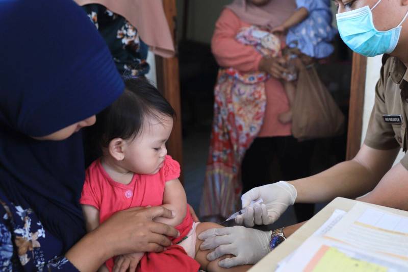 IMG-cegah-polio-dinkes-kota-tangerang-imbau-orang-tua-lengkapi-imunisasi-dasar-lengkap-anak