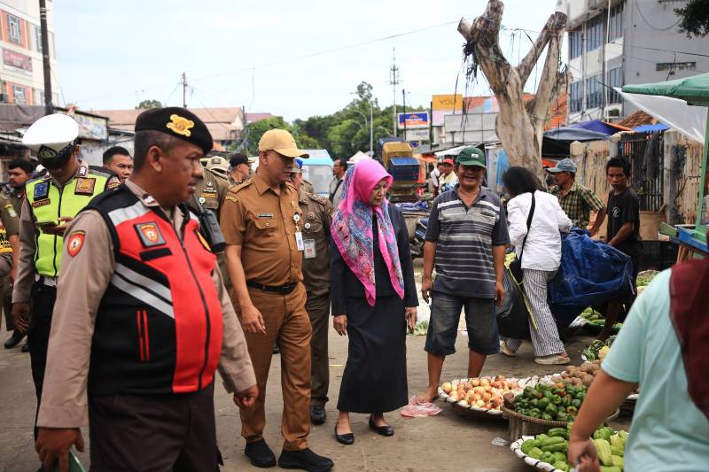 IMG-warga-apresiasi-pemkot-tangerang-jalankan-relokasi-pedagang-pasar-anyar-dengan-persuasif